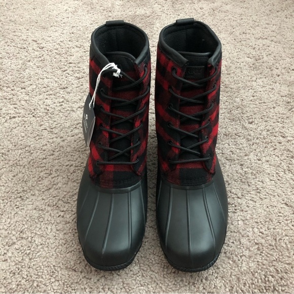 Sperry Men\'s Wool Buffalo Plaid Duck Boots